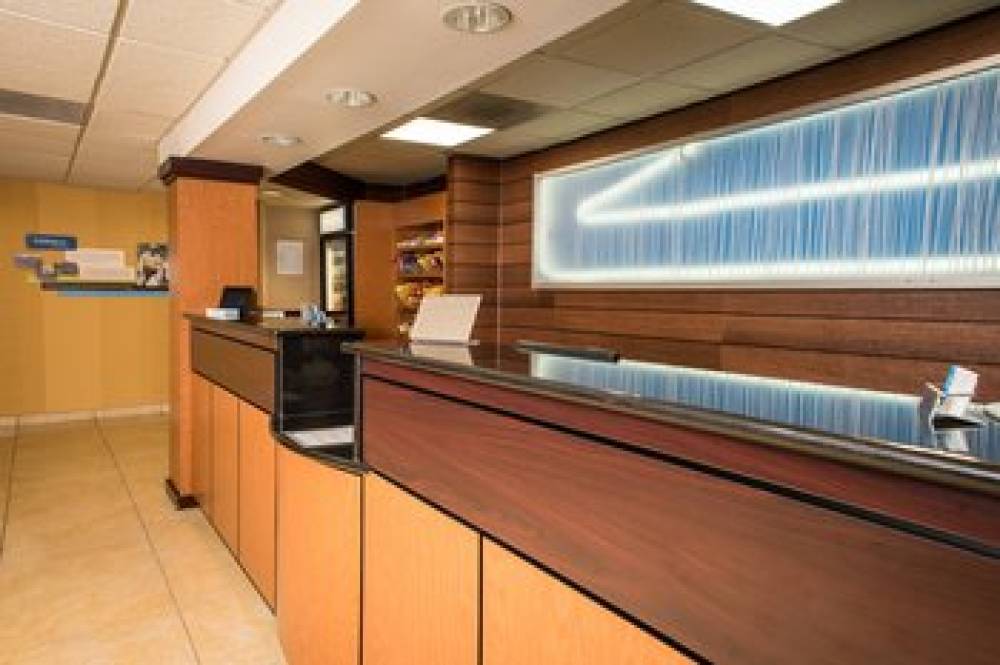 Fairfield Inn And Suites By Marriott Knoxville East 3