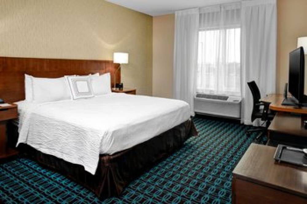 Fairfield Inn And Suites By Marriott Lansing At Eastwood 10