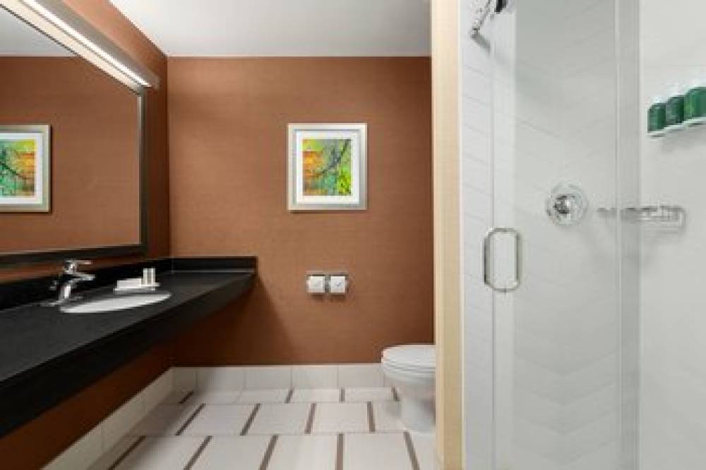 Fairfield Inn And Suites By Marriott Las Vegas South 10