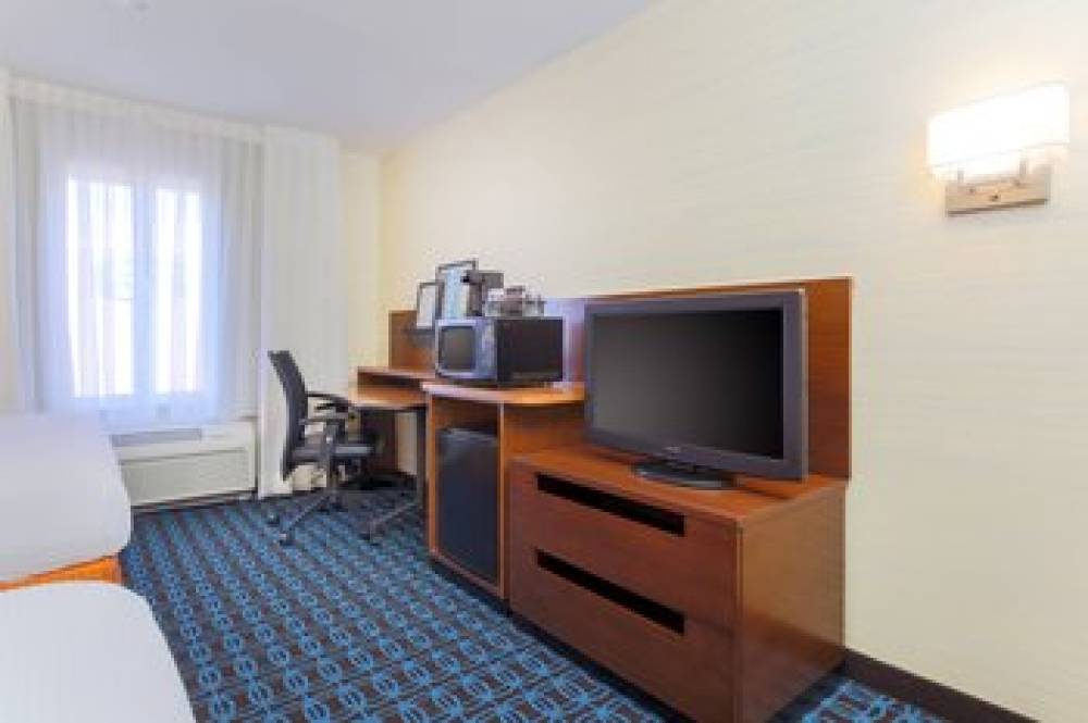 Fairfield Inn And Suites By Marriott Las Vegas South 8