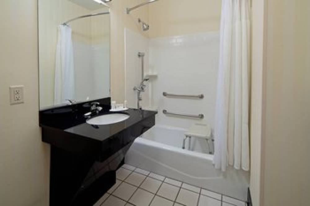 Fairfield Inn And Suites By Marriott Los Angeles-West Covina 7