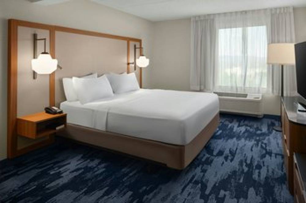 Fairfield Inn And Suites By Marriott Lynchburg Liberty University 4