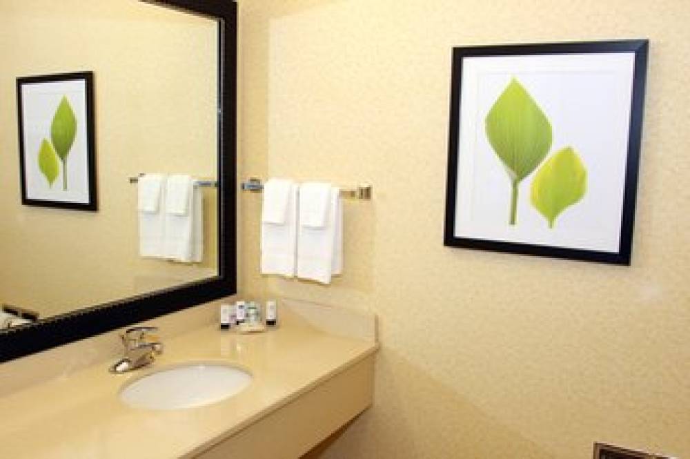 Fairfield Inn And Suites By Marriott Marion 5