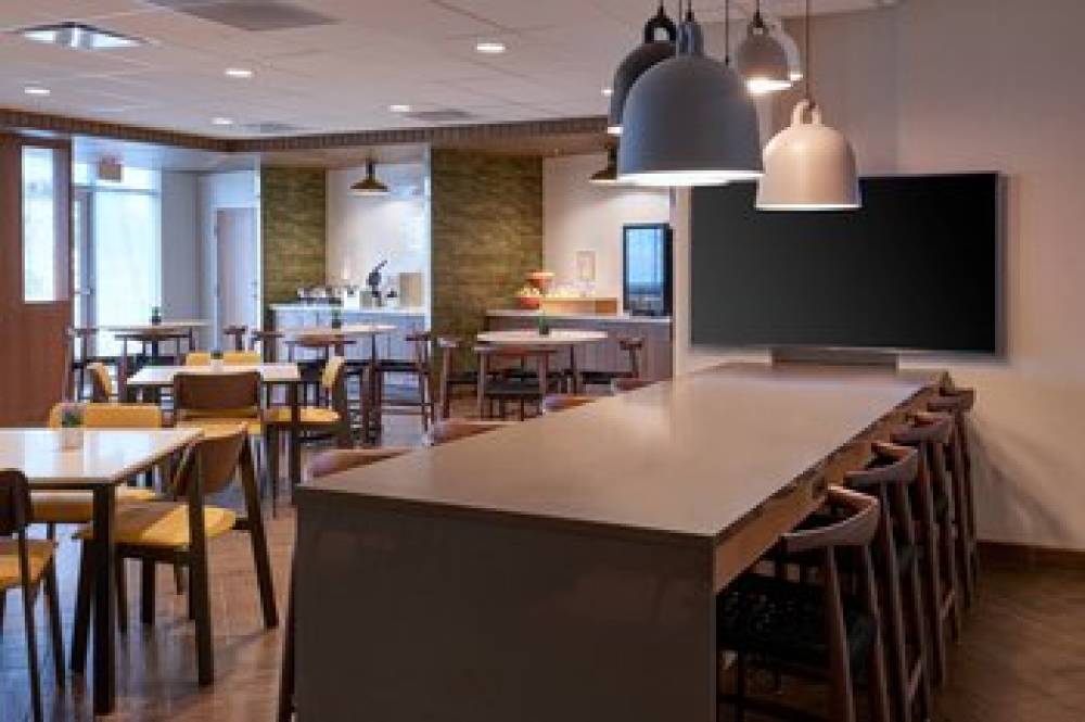 Fairfield Inn And Suites By Marriott Midland 2