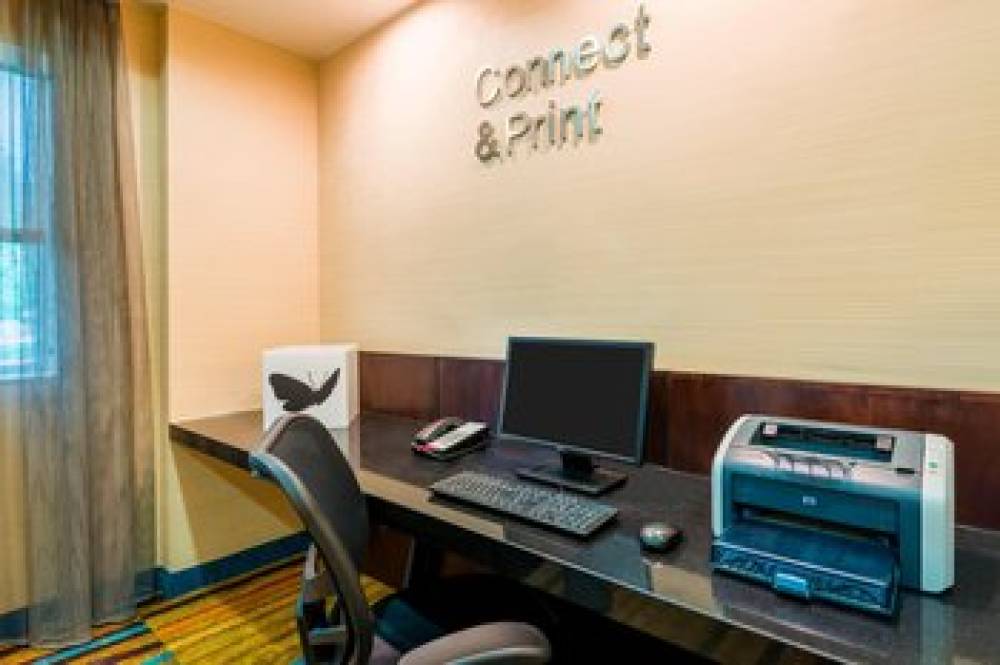 Fairfield Inn And Suites By Marriott Mobile 1