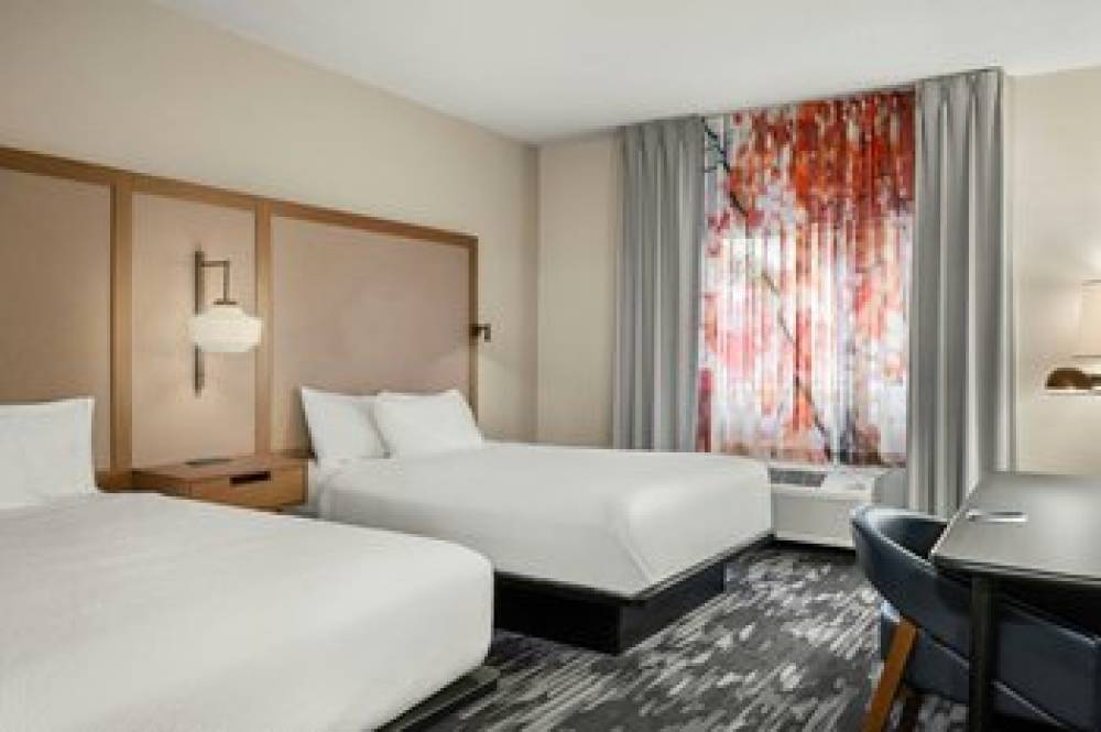 Fairfield Inn And Suites By Marriott Mount Pleasant 8
