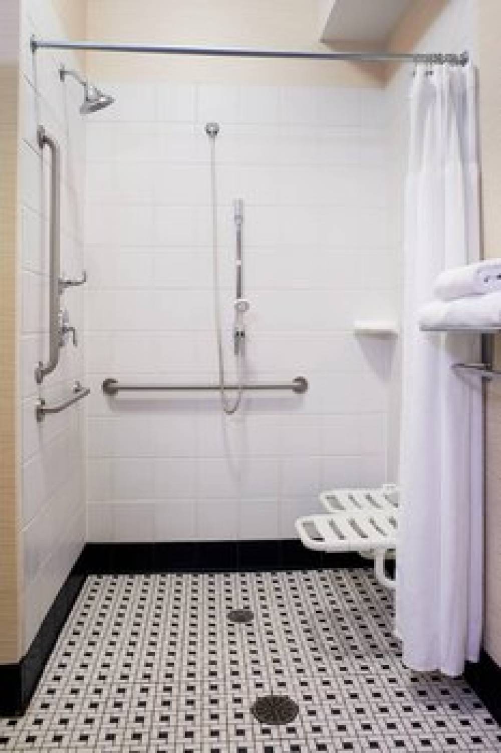 Fairfield Inn And Suites By Marriott New Buffalo 1