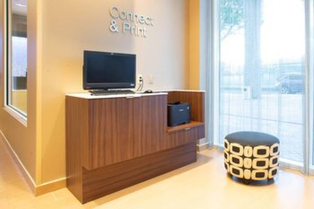 Fairfield Inn And Suites By Marriott New York Queens Fresh Meadows 1
