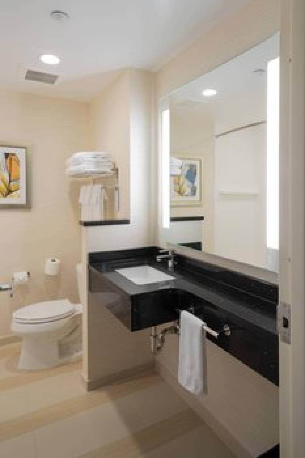 Fairfield Inn And Suites By Marriott New York Queens Fresh Meadows 7