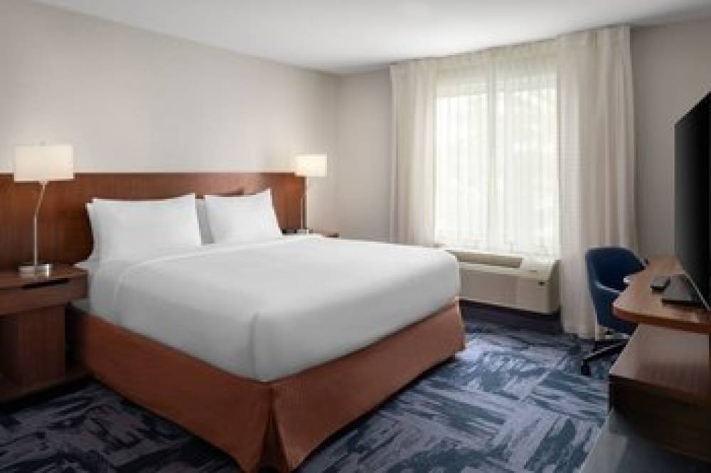 Fairfield Inn And Suites By Marriott Orlando Kissimmee Celebration 6