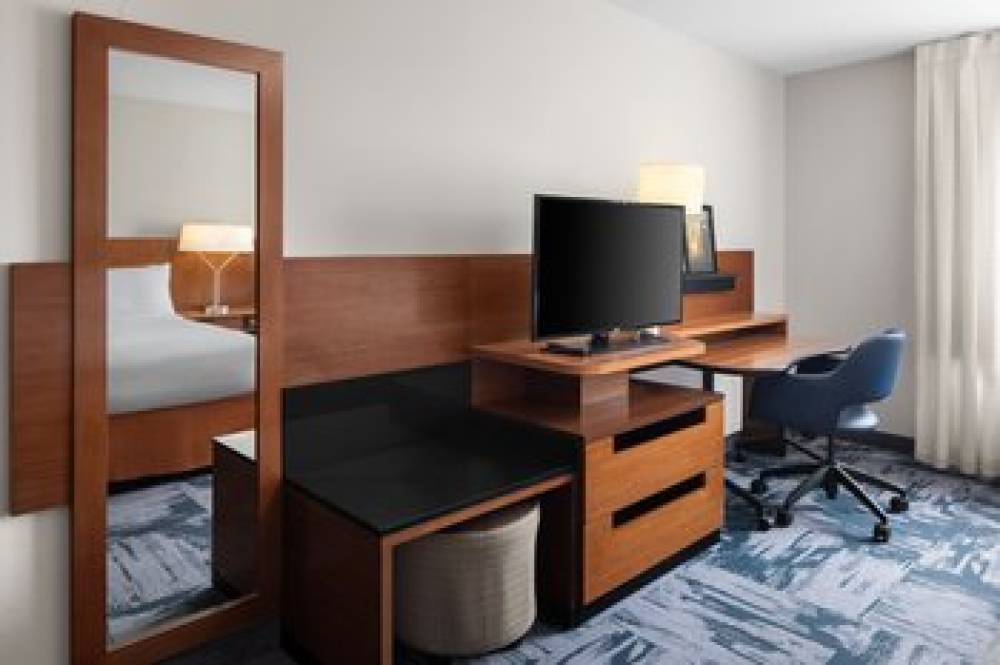 Fairfield Inn And Suites By Marriott Orlando Kissimmee Celebration 8