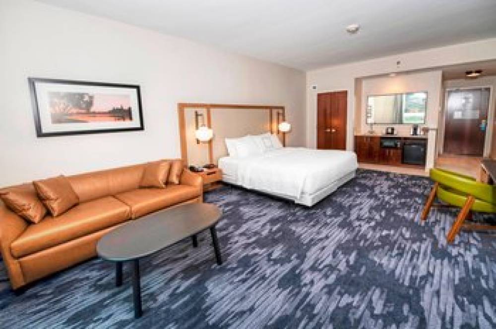 Fairfield Inn And Suites By Marriott Ottawa Airport 3