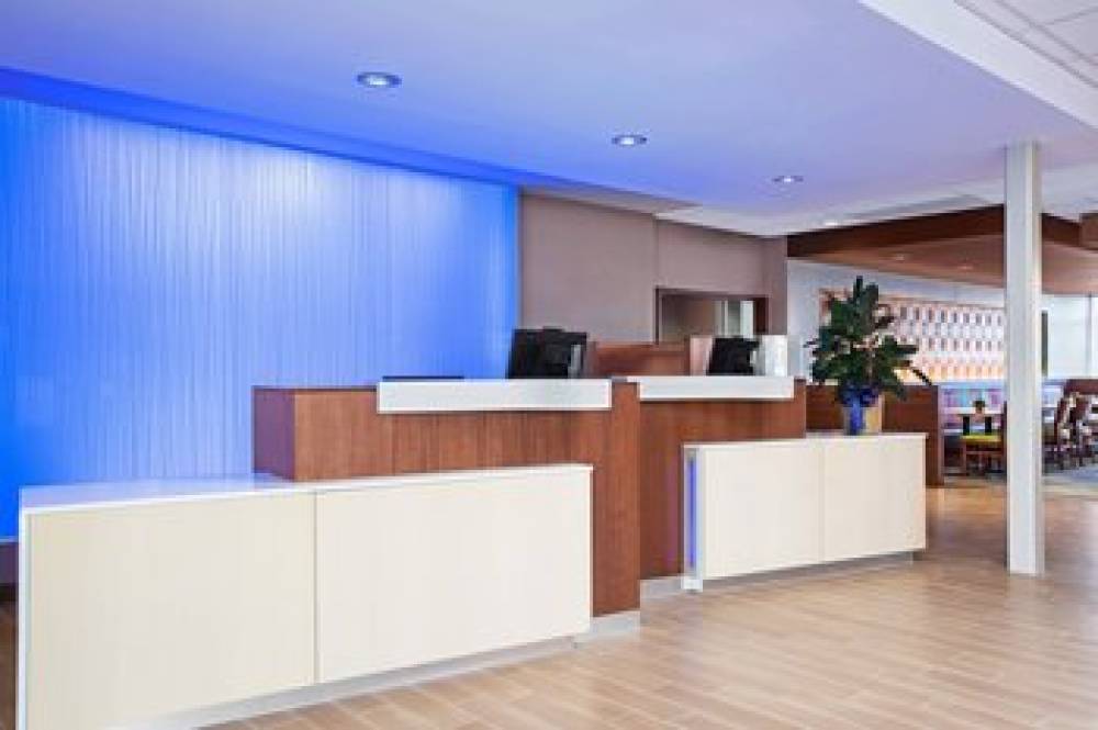 Fairfield Inn And Suites By Marriott Poplar Bluff 3