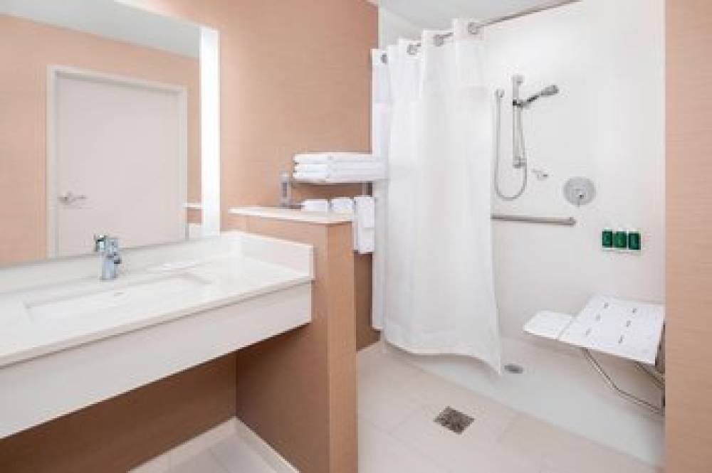 Fairfield Inn And Suites By Marriott Poplar Bluff 8