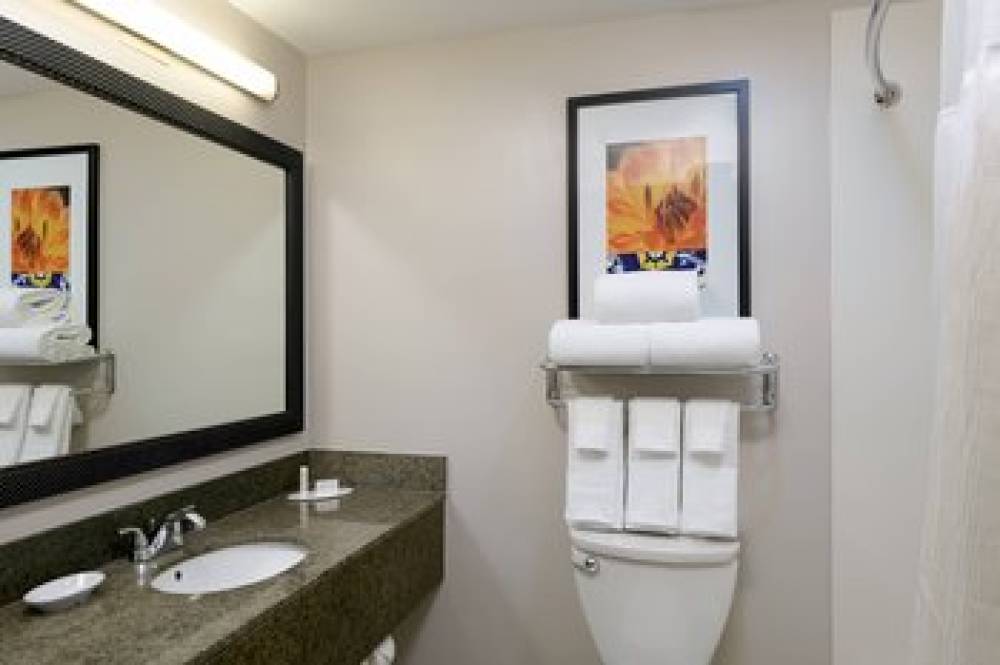 Fairfield Inn And Suites By Marriott San Diego Old Town 2