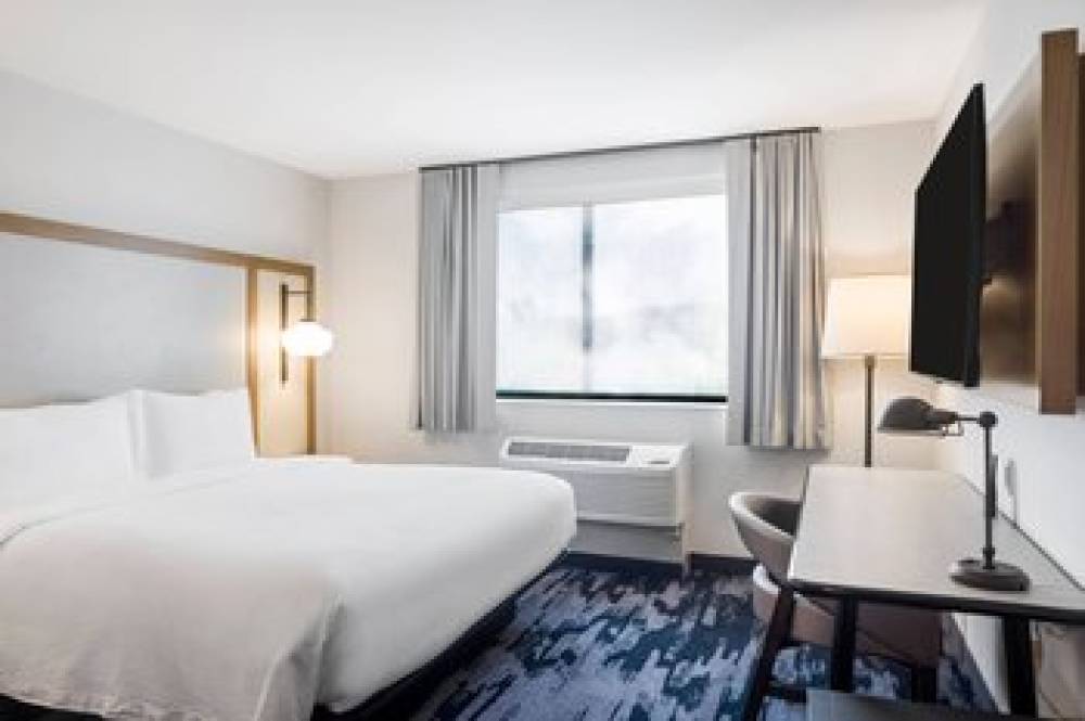Fairfield Inn And Suites By Marriott San Diego Pacific Beach 8