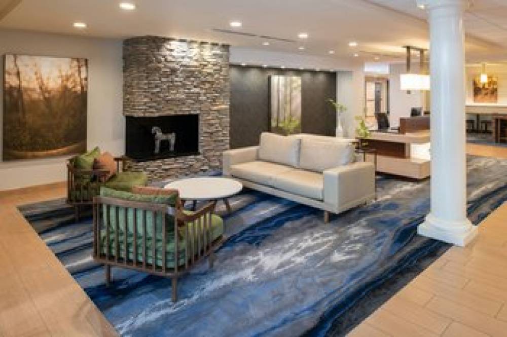 Fairfield Inn And Suites By Marriott Santa Cruz 1