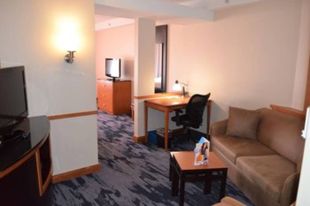 Fairfield Inn And Suites By Marriott Sault Ste Marie 10