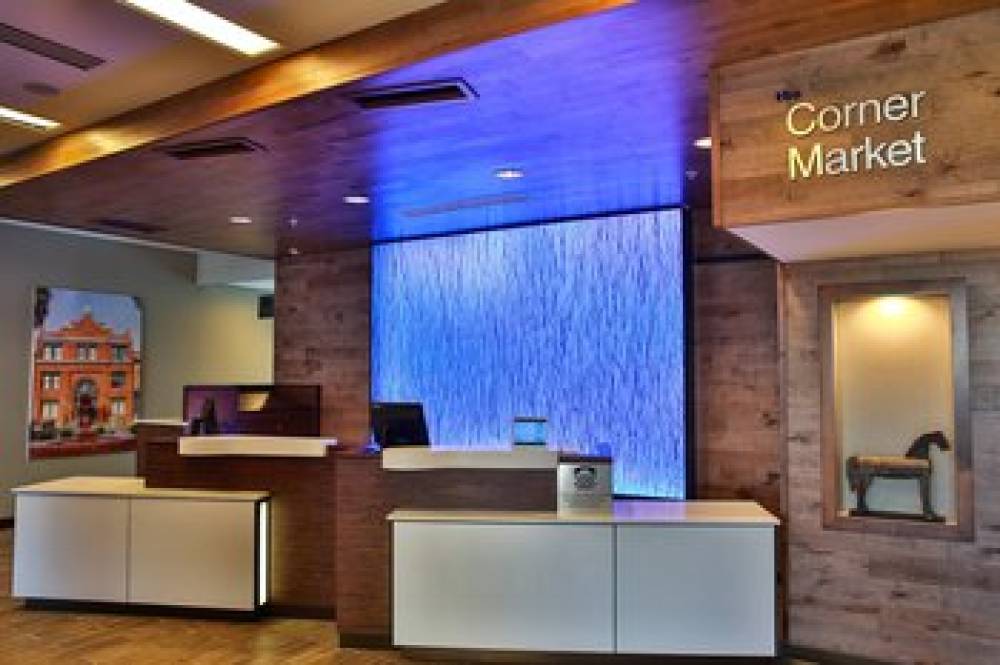 Fairfield Inn And Suites By Marriott Savannah Midtown 6