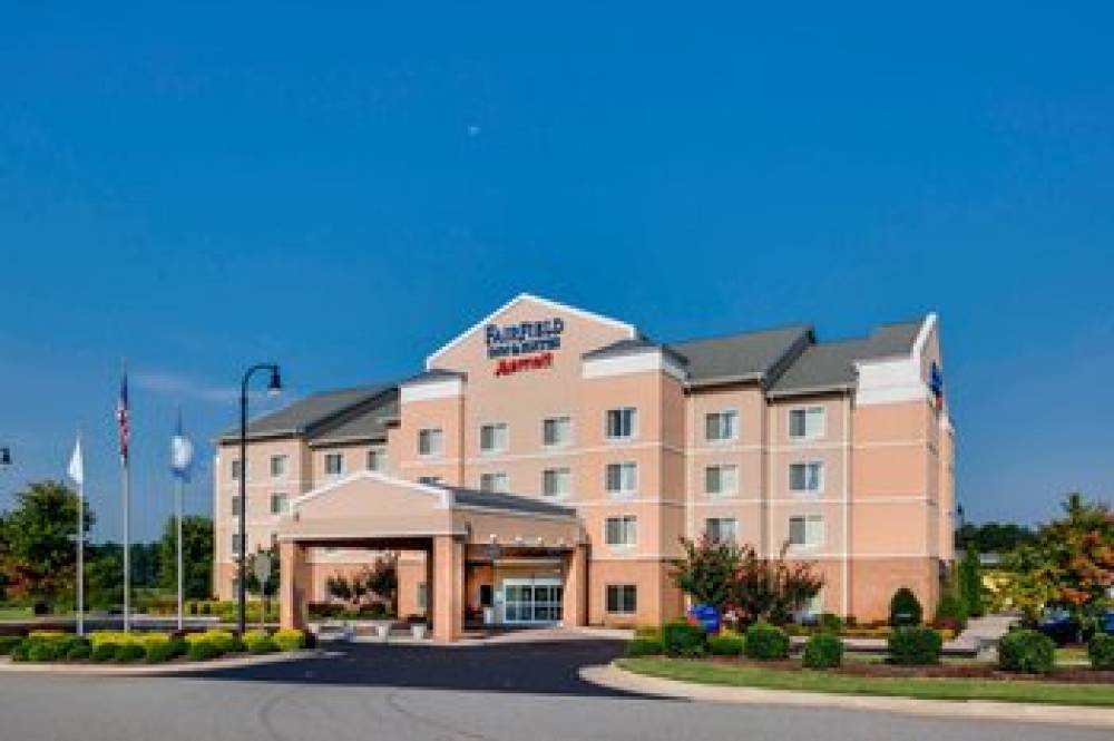Fairfield Inn And Suites By Marriott South Hill I-85 1