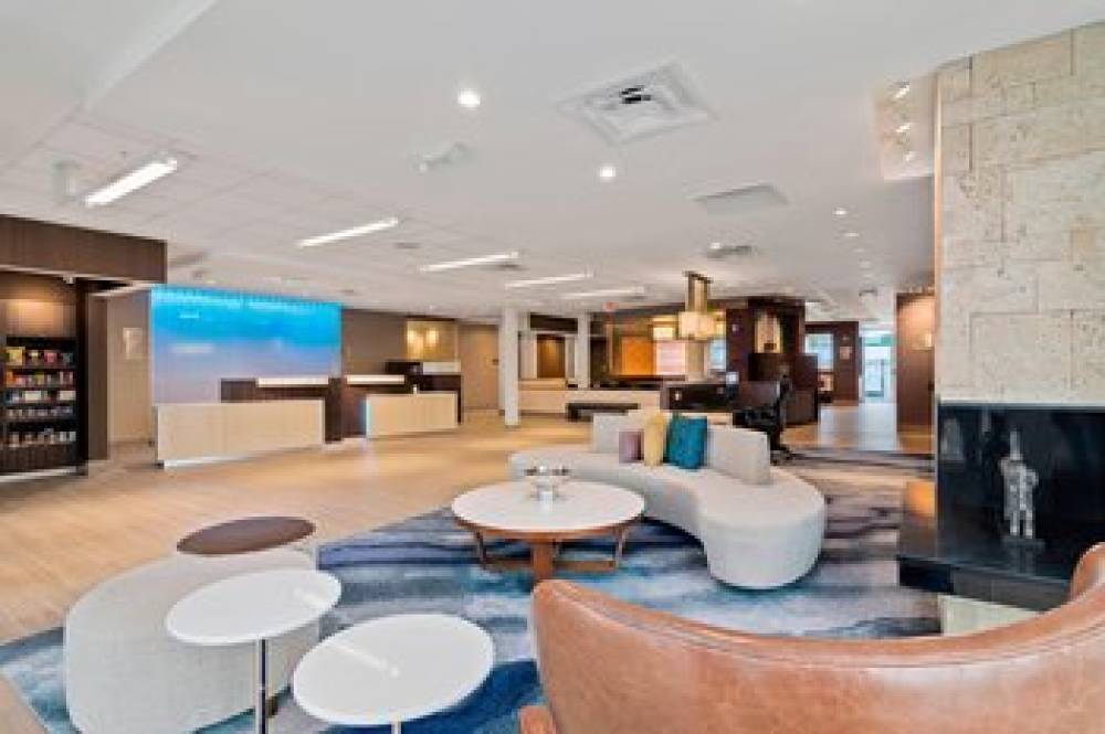 Fairfield Inn And Suites By Marriott St Petersburg North 6