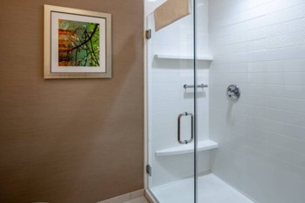 Fairfield Inn And Suites By Marriott Terrell 10