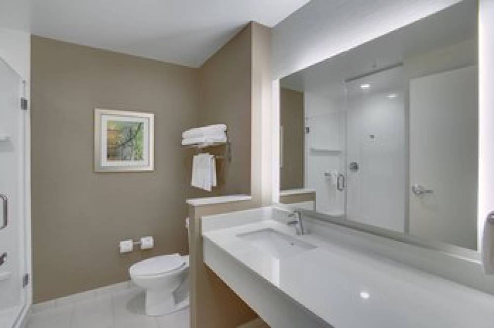 Fairfield Inn And Suites By Marriott Wichita East 7