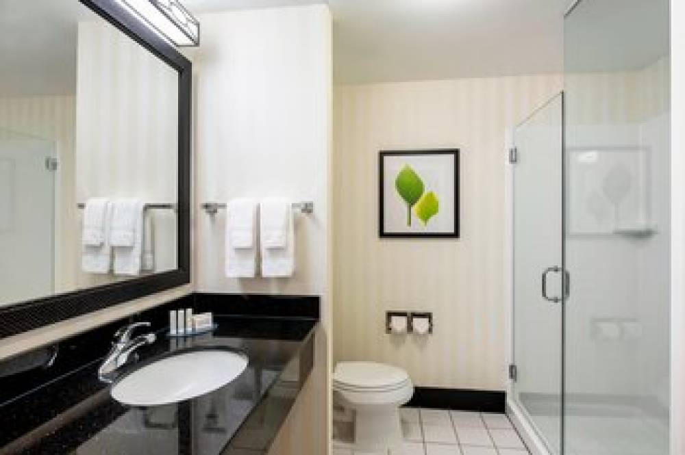 Fairfield Inn And Suites By Marriott Winnipeg 1