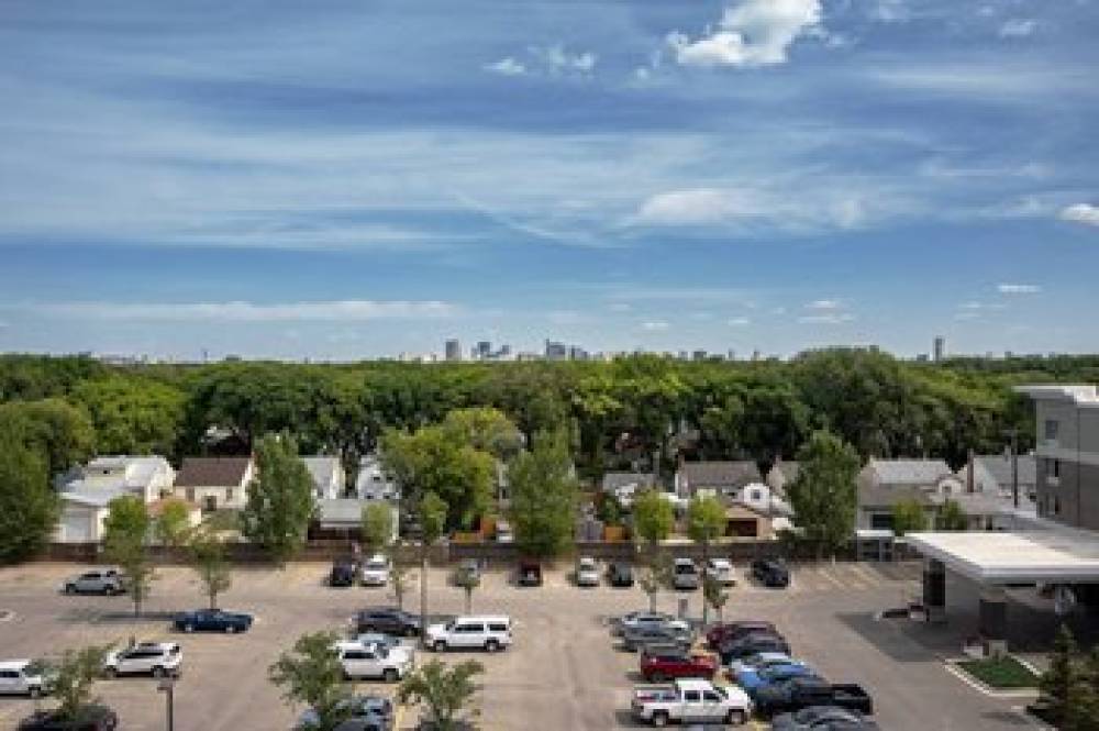 Fairfield Inn And Suites By Marriott Winnipeg 9