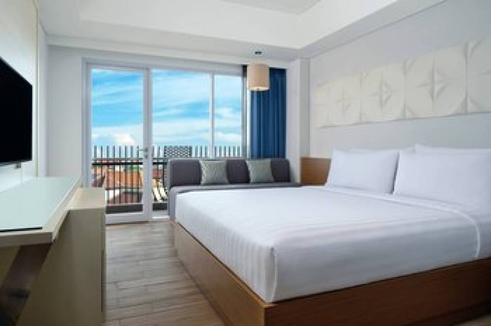 Fairfield Inn By Marriott Bali Kuta Sunset Road 5