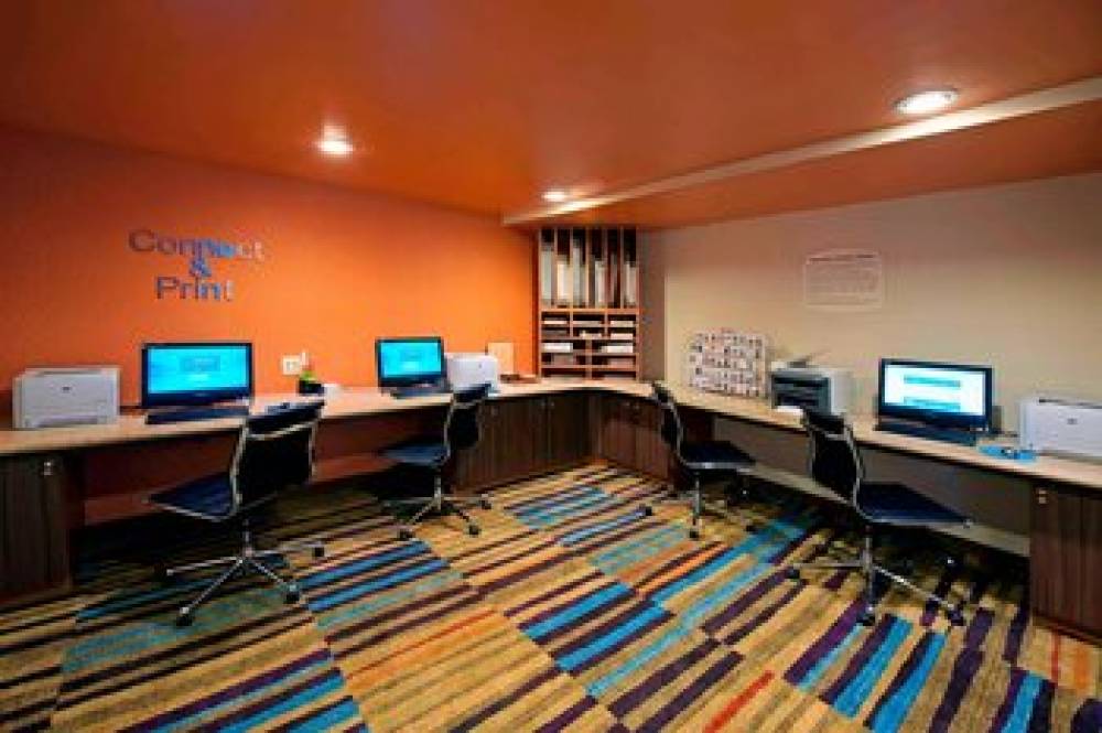 Fairfield Inn By Marriott New York JFK Airport 10