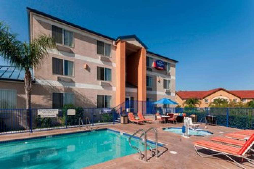Fairfield Inn By Marriott Santa Clarita Valencia 1