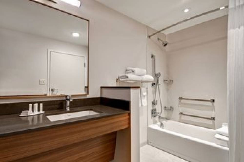 Fairfields Inn And Suites By Marriott Selinsgrove 9