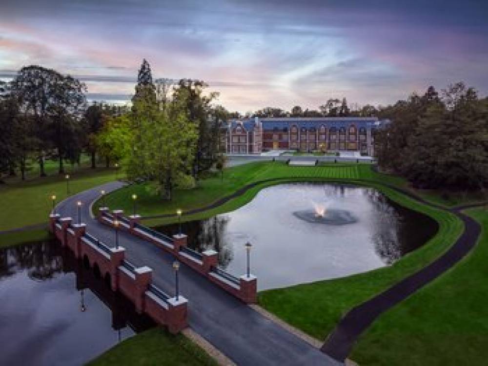 Fairmont Windsor Park 1