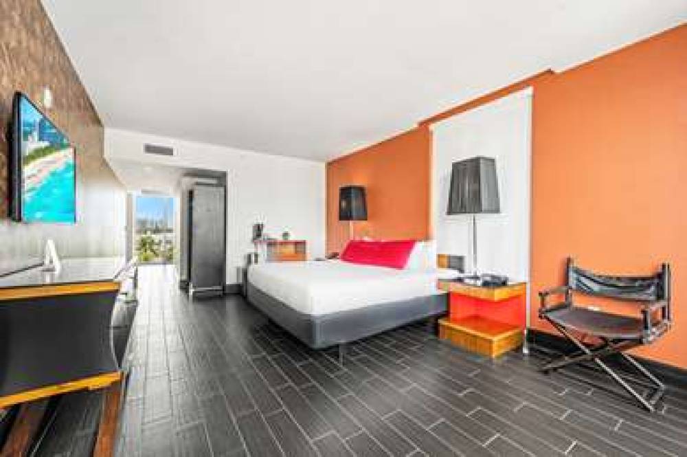 FAIRWINDS HOTEL 4