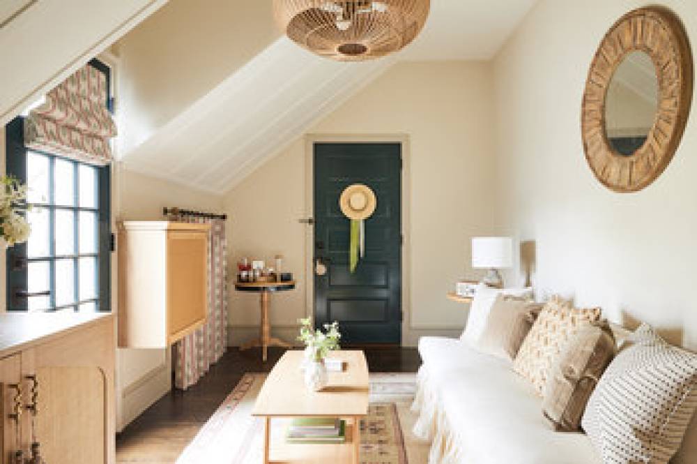 Faraway Nantucket