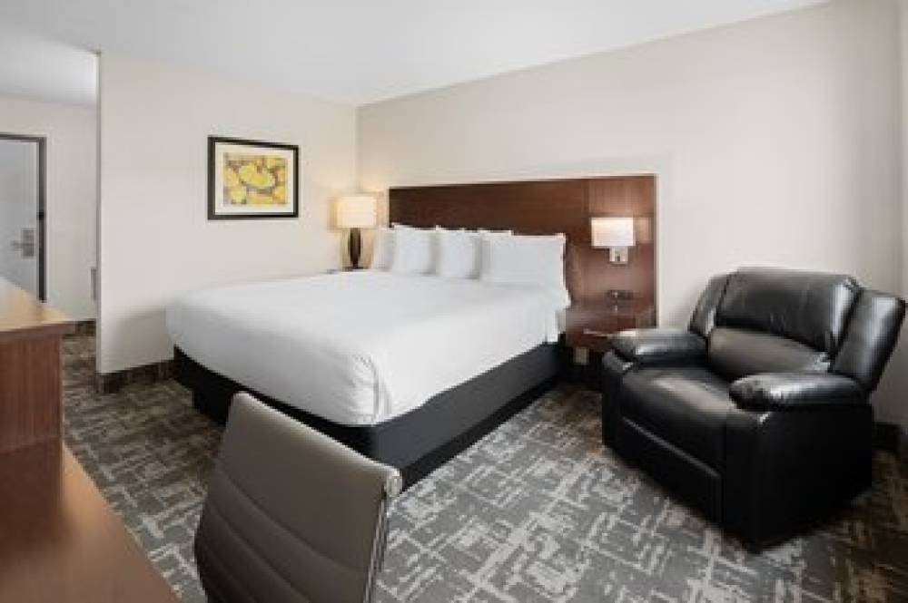 Fargo Inn Suites 6