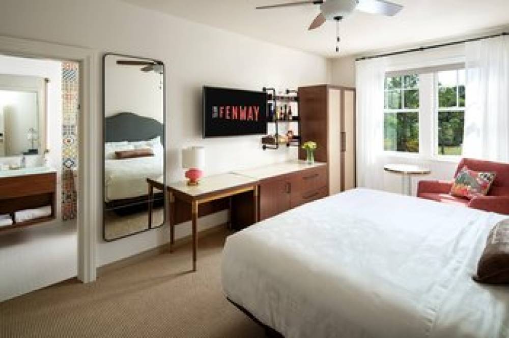 Fenway Hotel Autograph Collection 8