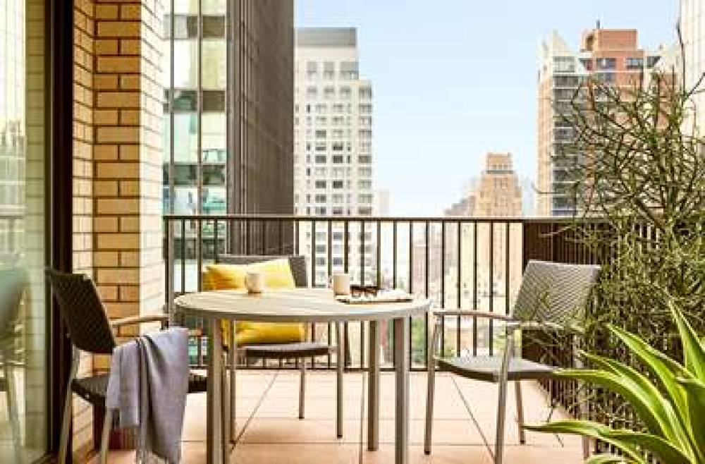 Fifty Hotel & Suites By Affinia 5