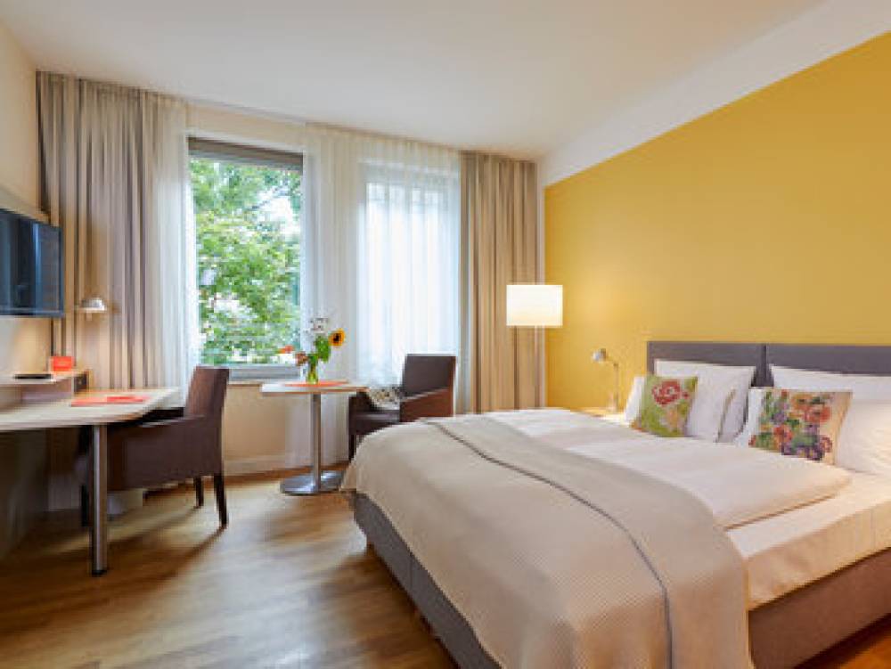 FLOTTWELL BERLIN HOTEL 3