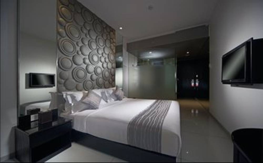 Fm7 Resort Hotel