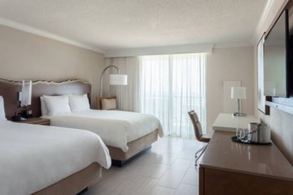 Fort Lauderdale Marriott Harbor Beach Resort And Spa 9