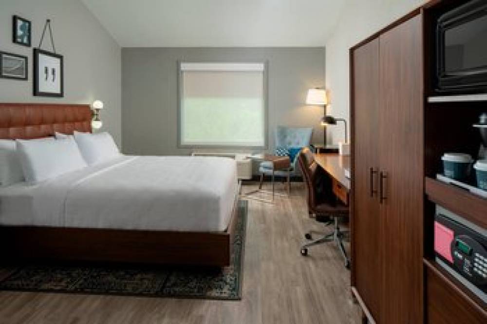 Four Points By Sheraton Dallas Arlington Entertainment District 5