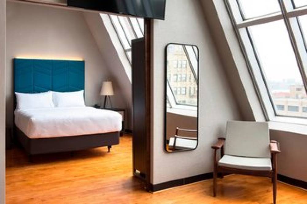 Four Points By Sheraton Manhattan SoHo Village 9