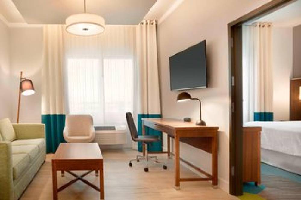 Four Points By Sheraton Miami Airport 10