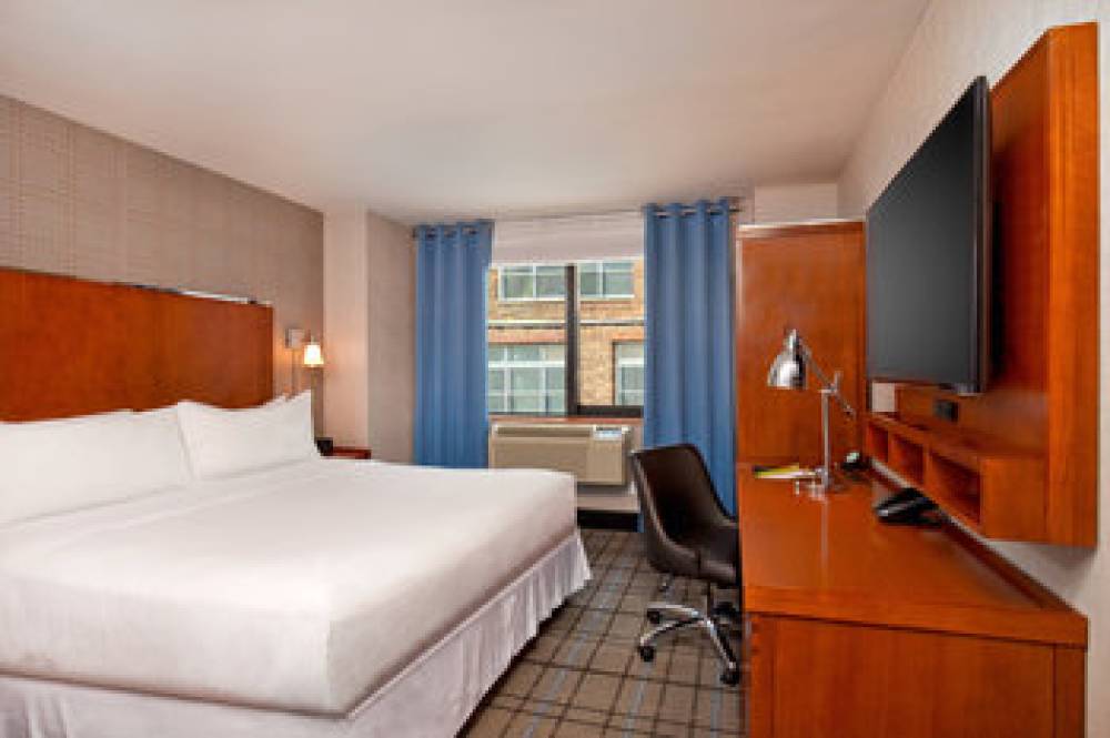 Four Points By Sheraton Midtown-Times Square 7
