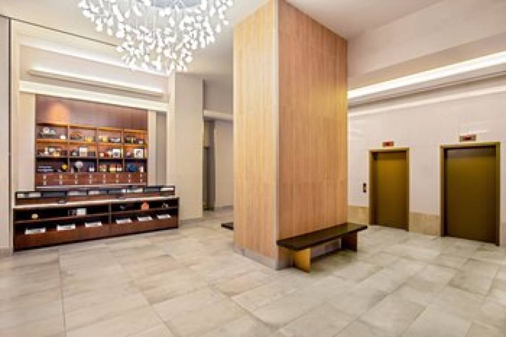 Four Points By Sheraton Midtown-Times Square 5