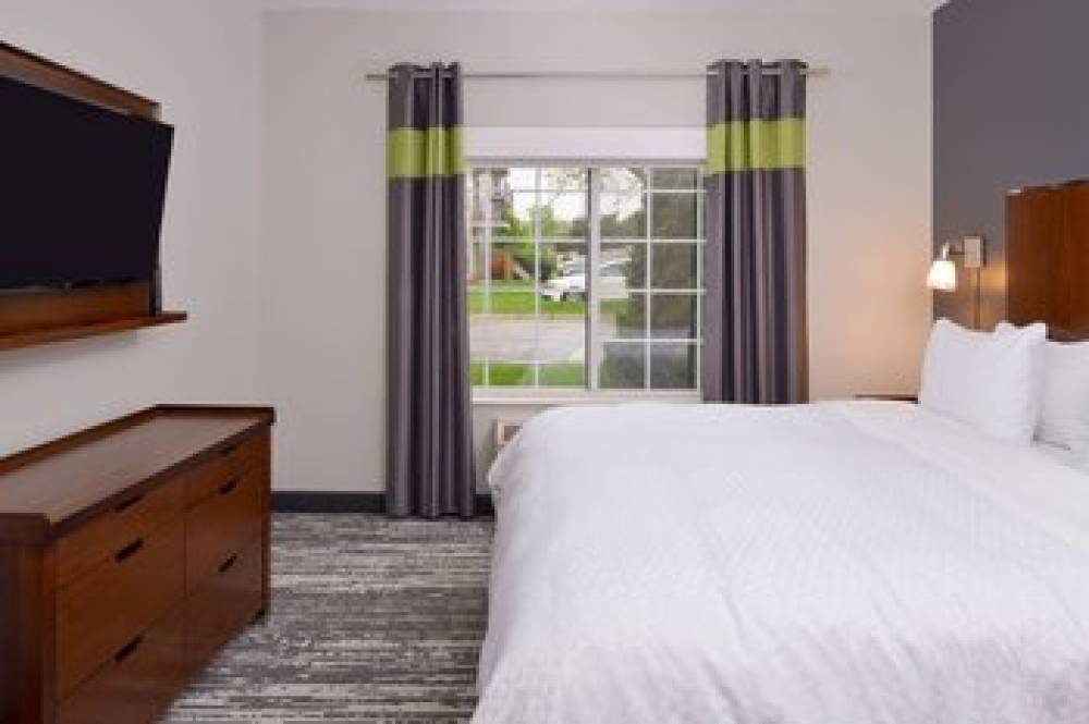 Four Points By Sheraton Mount Prospect OHare 2