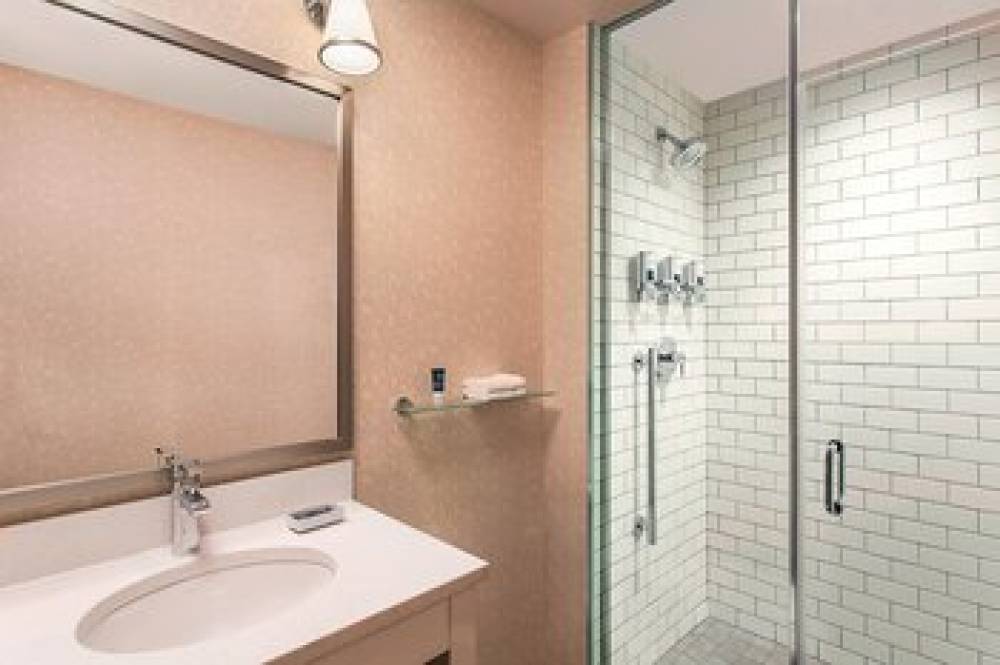 Four Points By Sheraton New York Downtown 1