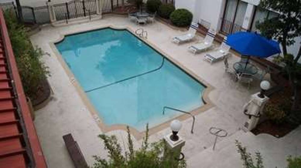Courtyard By Marriott San Jose Airport 9